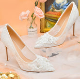 White Lace Flower Bride's Wedding Shoes